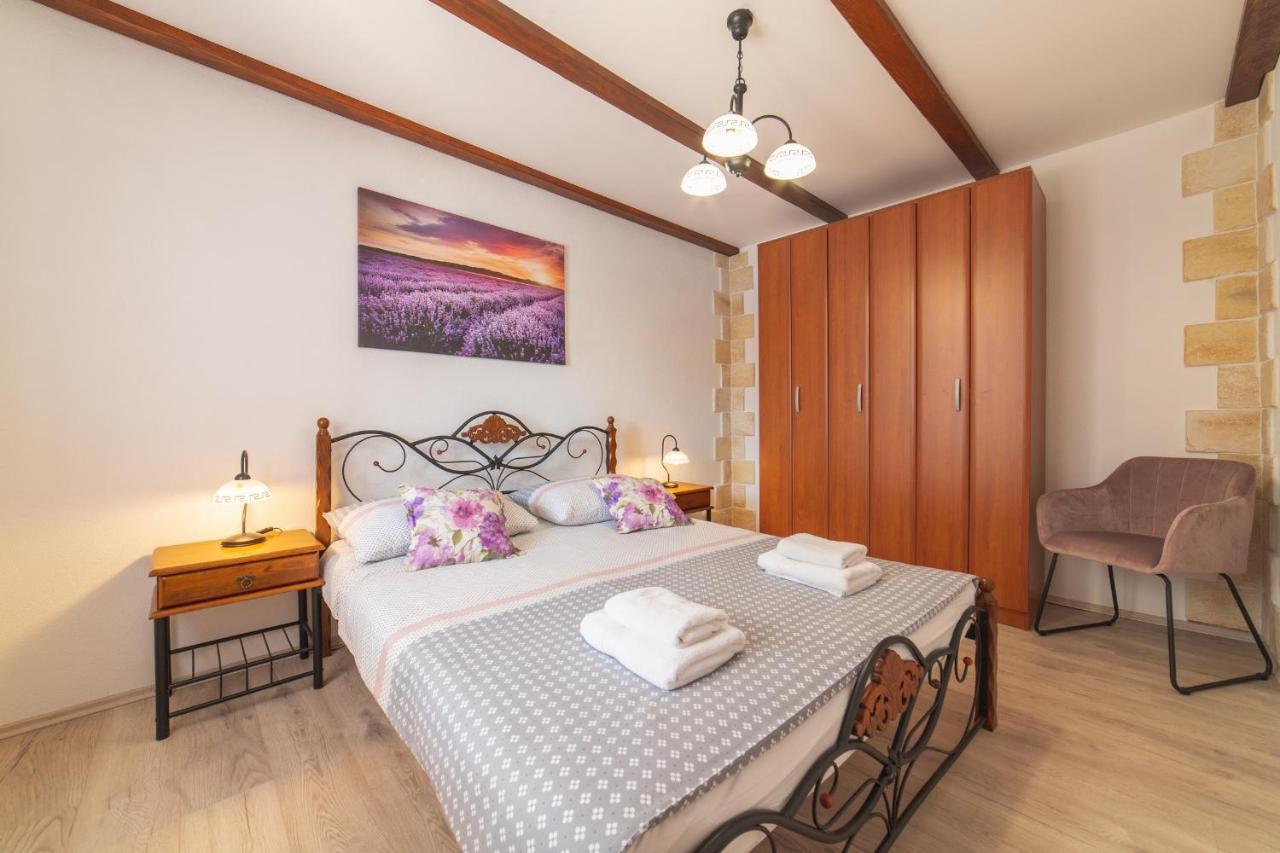 Holiday Home Sego With Private Pool Veliki Brocanac Dış mekan fotoğraf