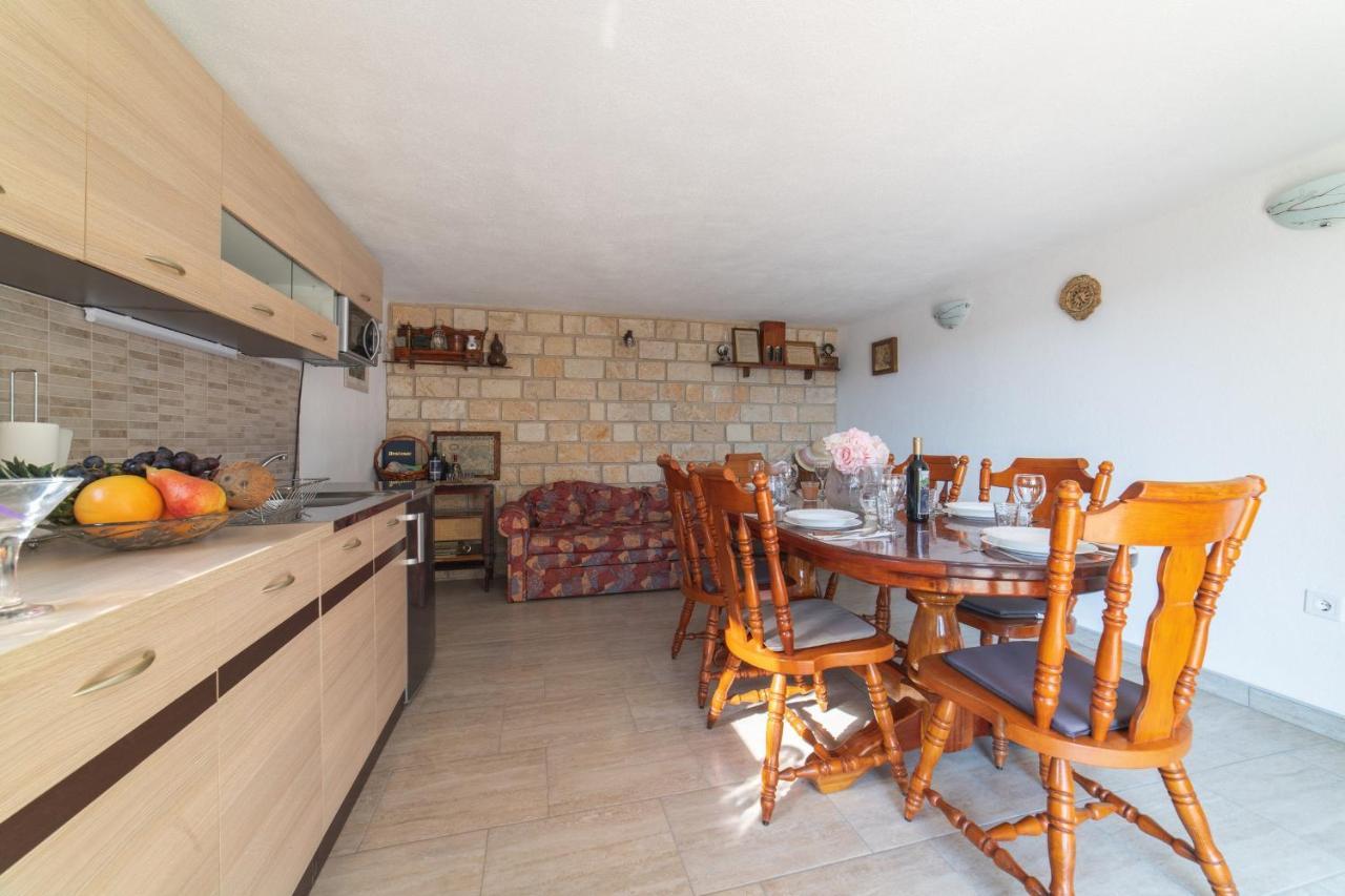 Holiday Home Sego With Private Pool Veliki Brocanac Oda fotoğraf